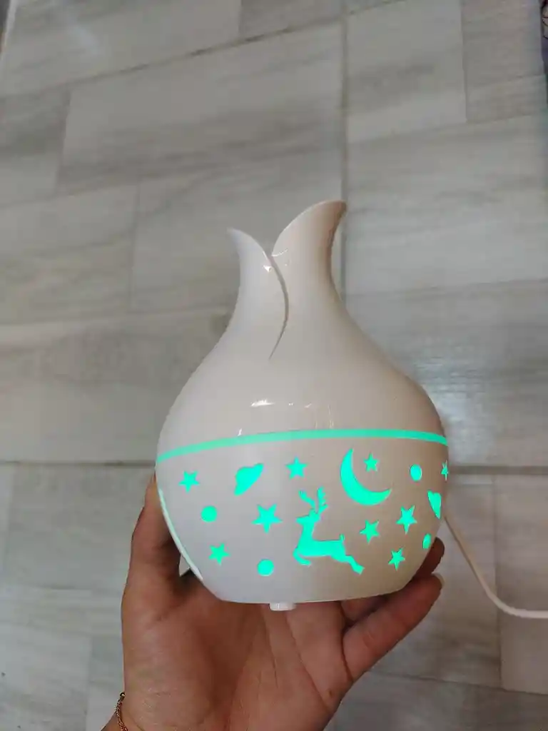 Humidificador Difusor Blanco Brillante Con Luces Estilo 2 Aromatizante