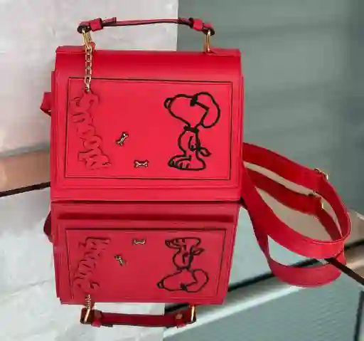 Bolso Para Mujer Bandolero Diseño De Snoopy Color Rojo Con Correa