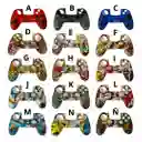 Funda En Silicona De Diseño + 2 Grips Para Control Ps4