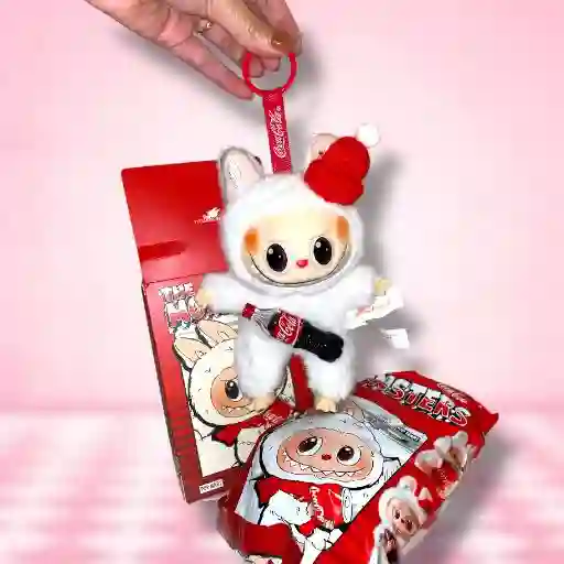 Labubu Cocacola