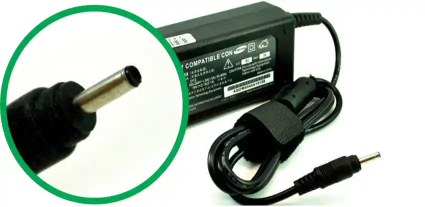 Cargador Samsung 19v 2.1a 30w Np530 Homologado 3.0*1.0mm