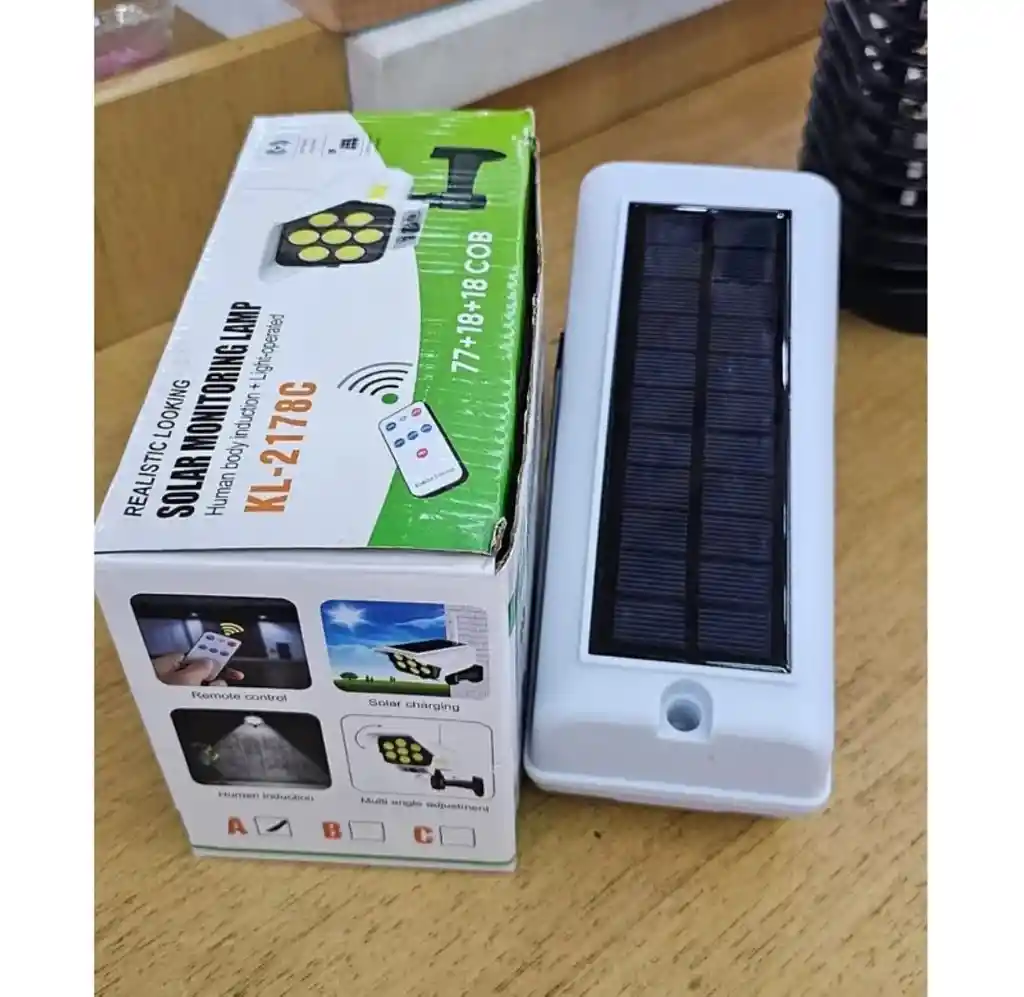 Lámpara Con Panel Solar Sensor De Movimiento Tipo Cámara