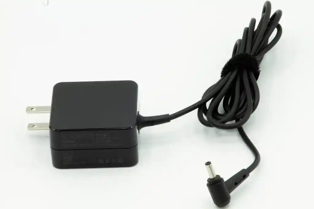 Cargador Asus 19v 1.75a Cuadrado 4.0*1.35mm