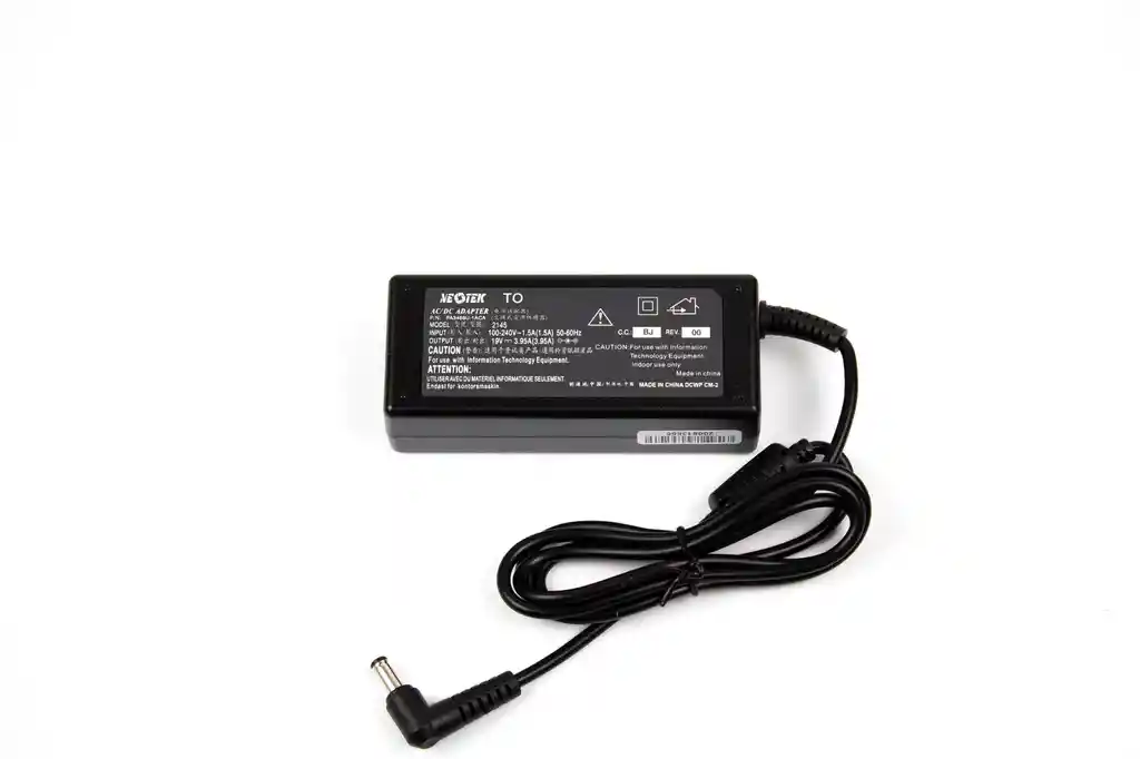 Cargador Toshiba 19v 3.95a-90w (im2) Homologado 5.5*2.5mm