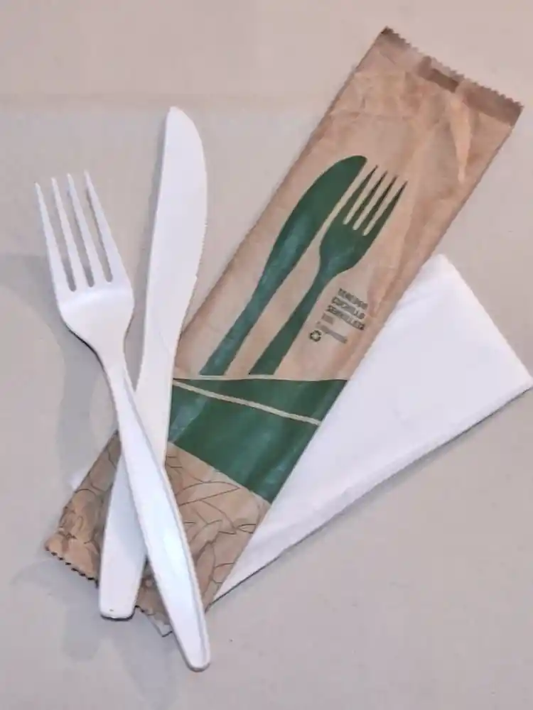 Set Cubiertos Tenedor Y Cuchillo + Servilleta