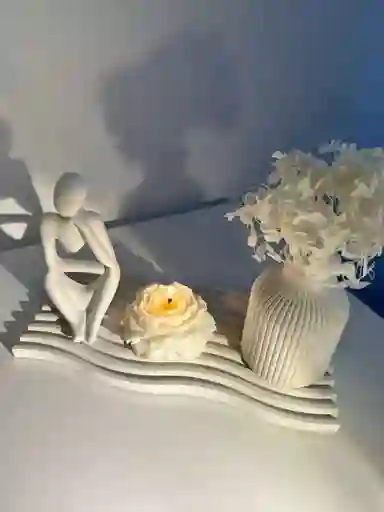 Bandeja, Florero, Vela Y Escultura