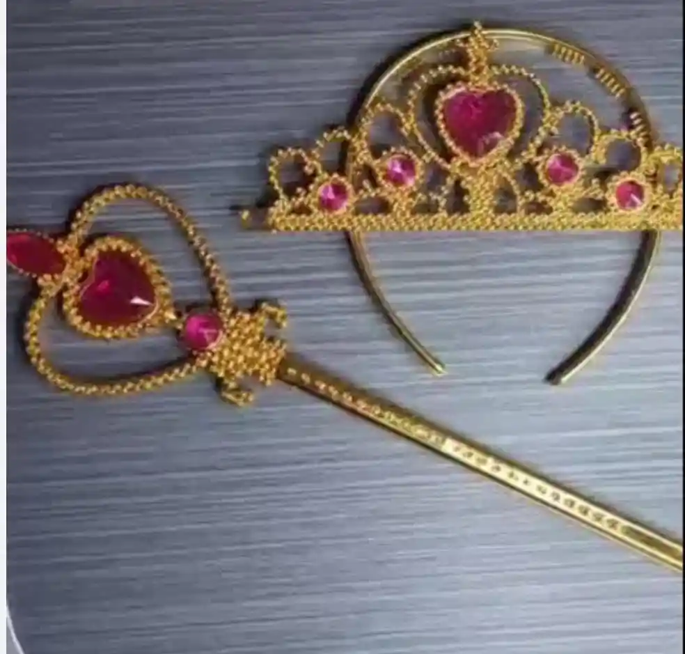 Set De Princesa Dorada Con Corona Y Varita
