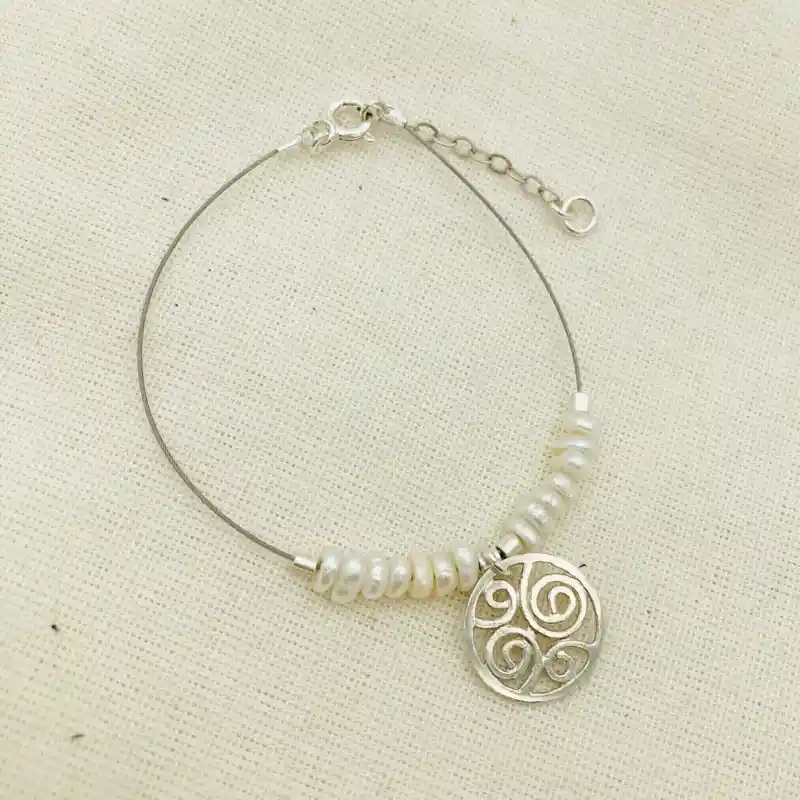 Pulsera Perlas Y Espirales De Plata