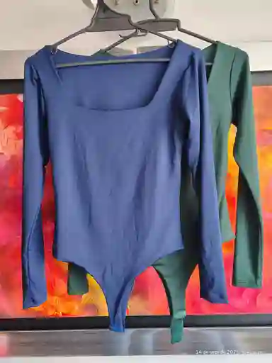 Body Manga Larga Escote.