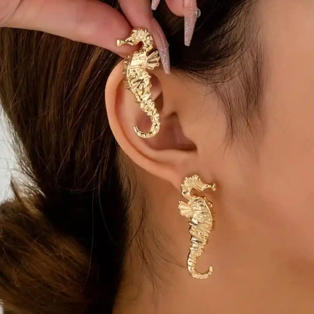 Aretes Caballito De Mar Dorado