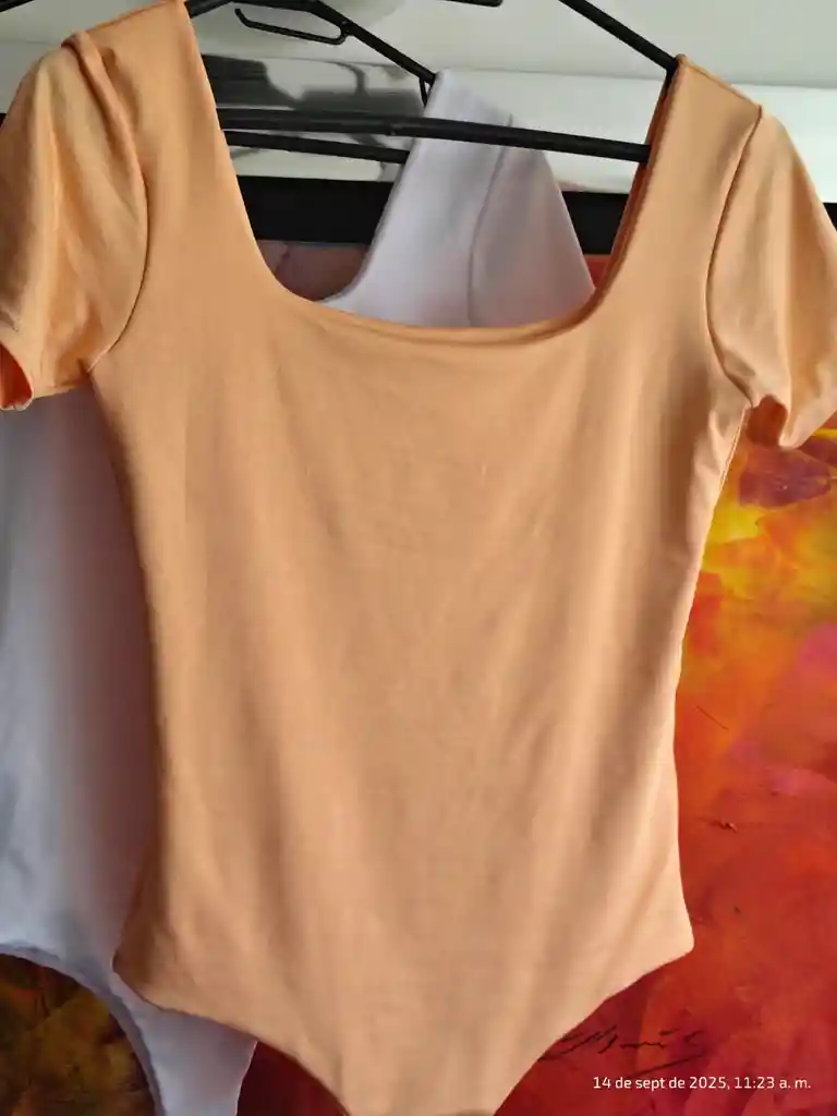 Body Manga Corta Escote
