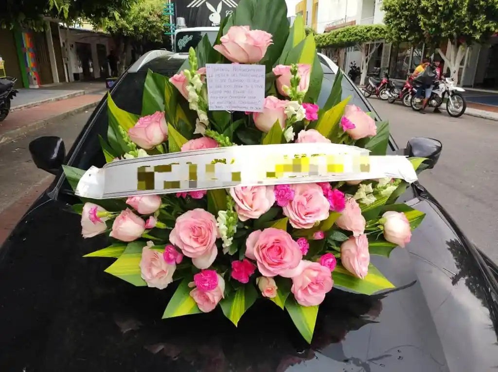 Arreglo Floral Funebre Tradicional