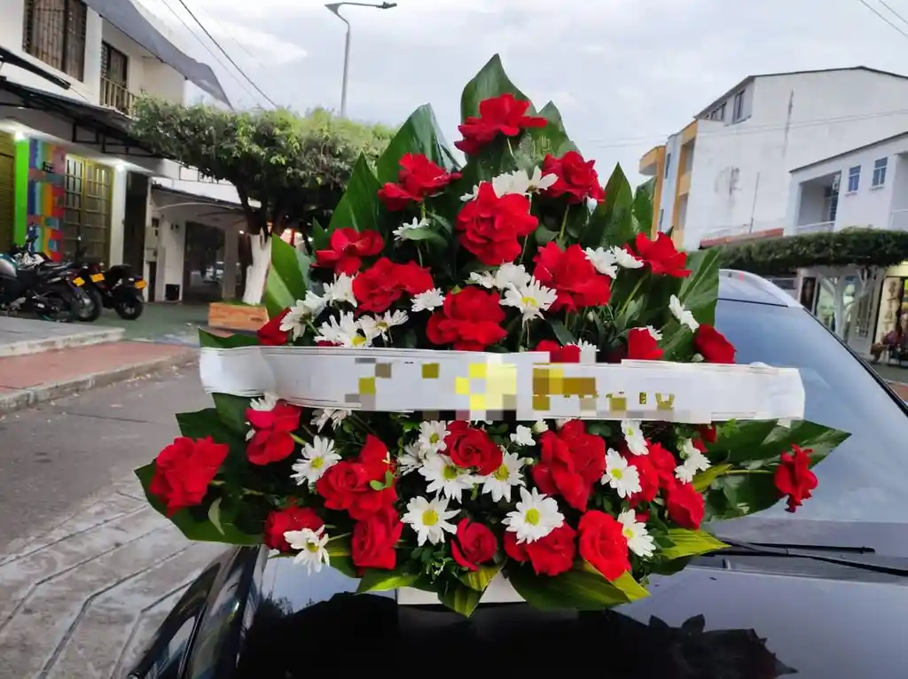Arreglo Floral Funebre Tradicional
