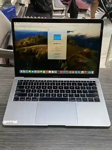 Macbook Air 2019 Core I5 / 8gb + 256gb + 13" 2k (cargador Original)