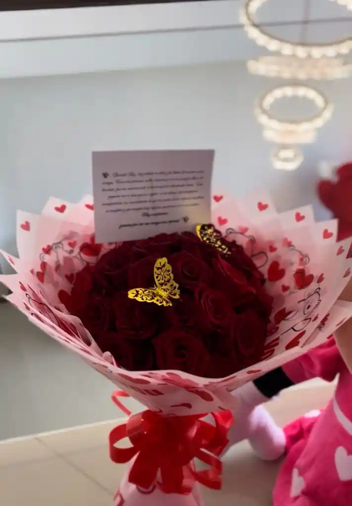Ramo De Rosas Rojas