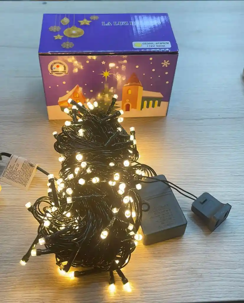 Luces De Navidad X 200 Bombillos Cable Verde Luz Calida Con Continuacion 14 Metros Aproximadamente Luces Navideñas Luces Para Navidad Luces De Navidad Luz De Navidad Decoracion Navideña