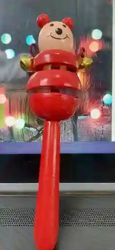 Maraca Madera Cascabel Oso 15 Cm