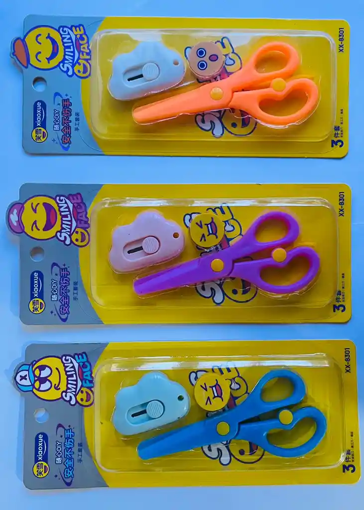 Kit De Tijera, Bisturi Y Borrador Smiling