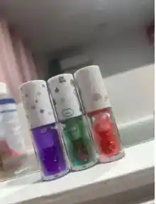 Gloss Con Brillos De Colores