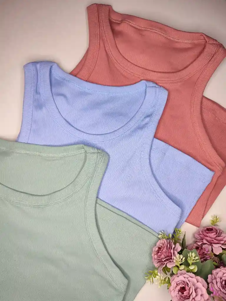 Blusa Basica Atletica Plus