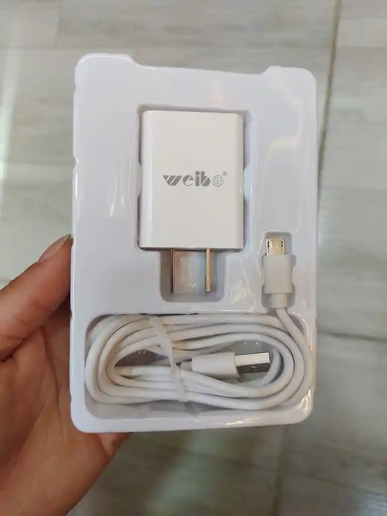 Cargador Weibo Completo Adaptador Y Cable V8 Blanco