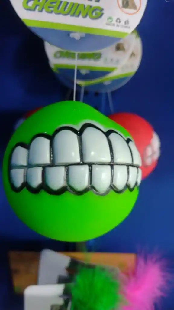 Pelota Chillona Dientes