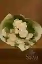 Bouquet De 10 Rosas De Jardín – Acompañamiento Y Serenidad