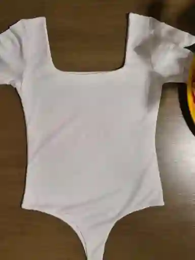 Body Manga Corta Escote