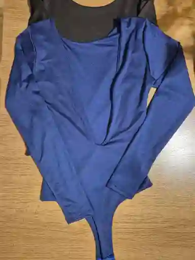 Body Manga Larga Con Escote En La Espalda