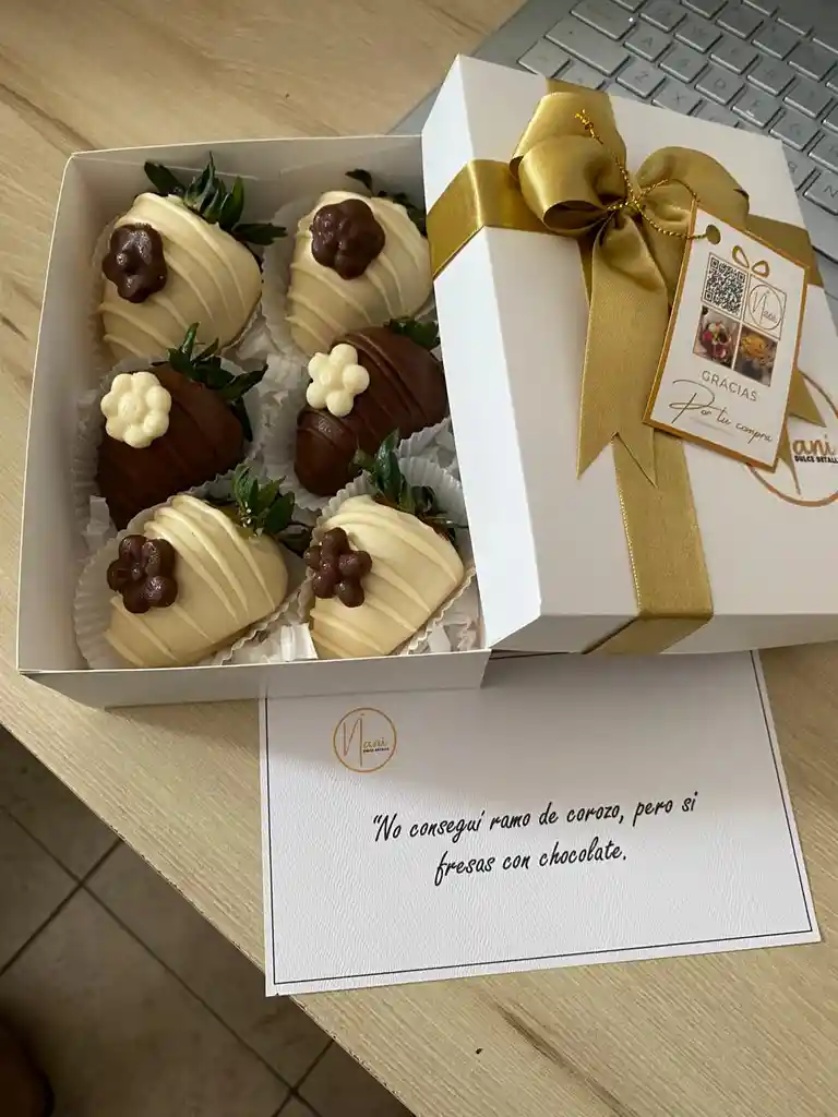 Caja X6 Fresas Cubiertas Con Chocolate Color Pastel