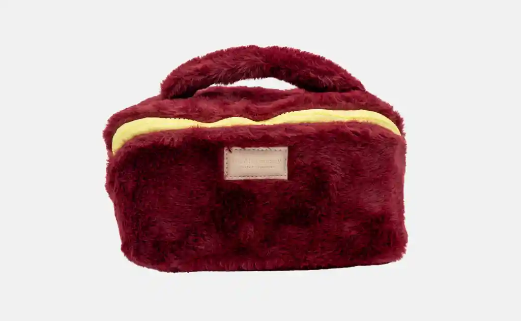 Cosmetiquera Fur Cherry