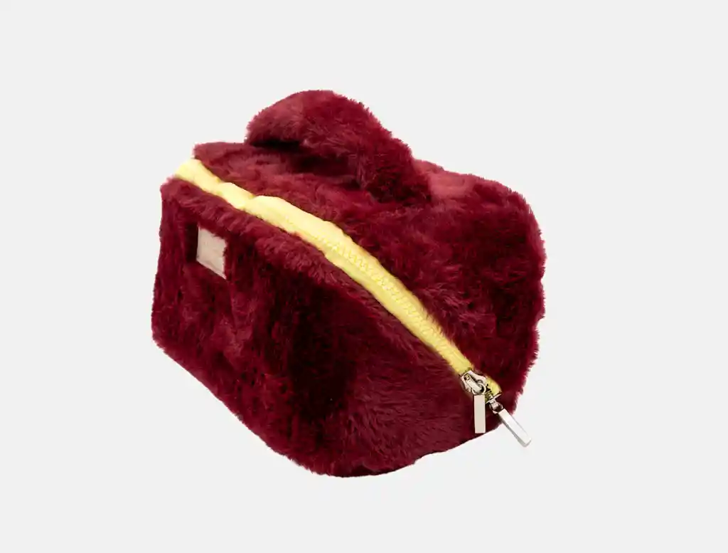 Cosmetiquera Fur Cherry