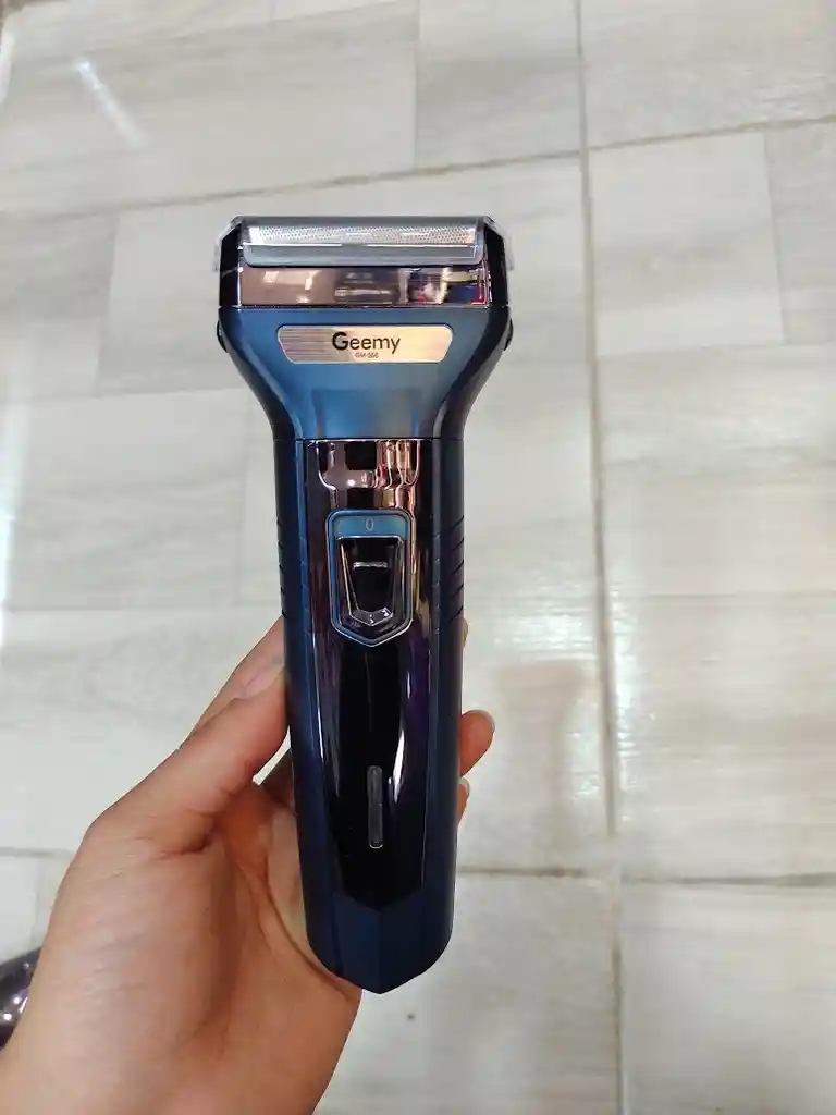 Maquina Afeitadora Geemy Azul 3 En 1 Gm-566 Cabello, Barba Y Naríz