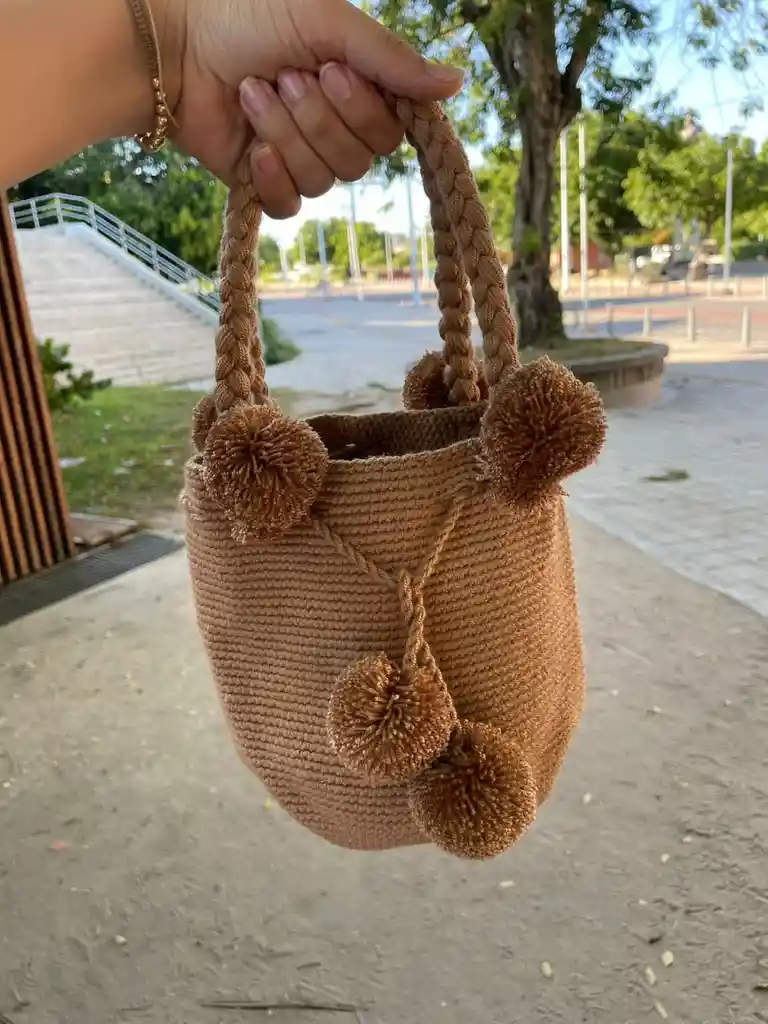 Mochilas Wayuu De Manitos Pequeña Caquí