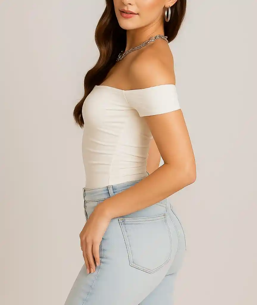 Blusa Cuello Bandeja Atemporal