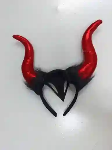 Diadema De Cuernos Rojos Acolchados Con Base Negra