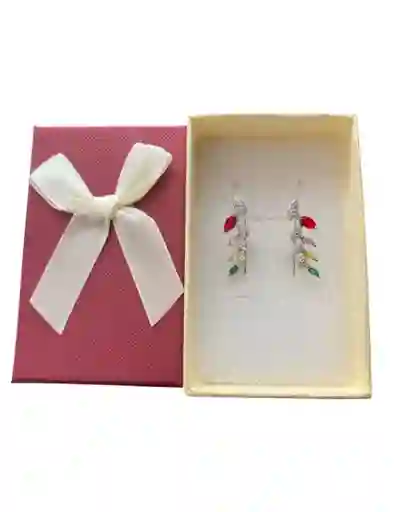 Aretes Tipo Pasante Delgado Diseño De Hojas Con Piedras En Cover Gold