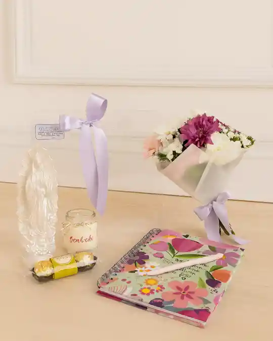 Ancheta Cristal: Virgen, Agenda, Bouquet De Flores, Ferrero Rocher.