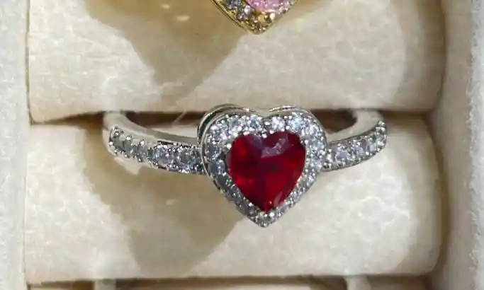 ✨ Anillo Corazón En Rodio Ajustable ✨💍