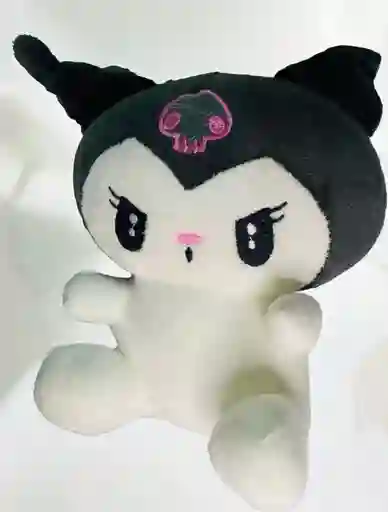Juguete Muñeco Peluche Diseño Kuromi Para Niño Hombre O Mujer 18 Cm Aprox