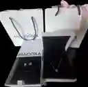 match Perfecto Collar Corazon Y Aretes En Relieve Pandora
