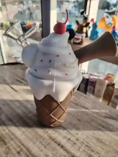 Pipa De Agua Y Bong Silicon Edicion Cono De Helado
