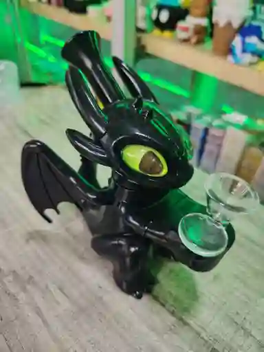 Pipa De Agua Y Bong De Silicón Edición Chimuelo - Furia Nocturna Legendaria