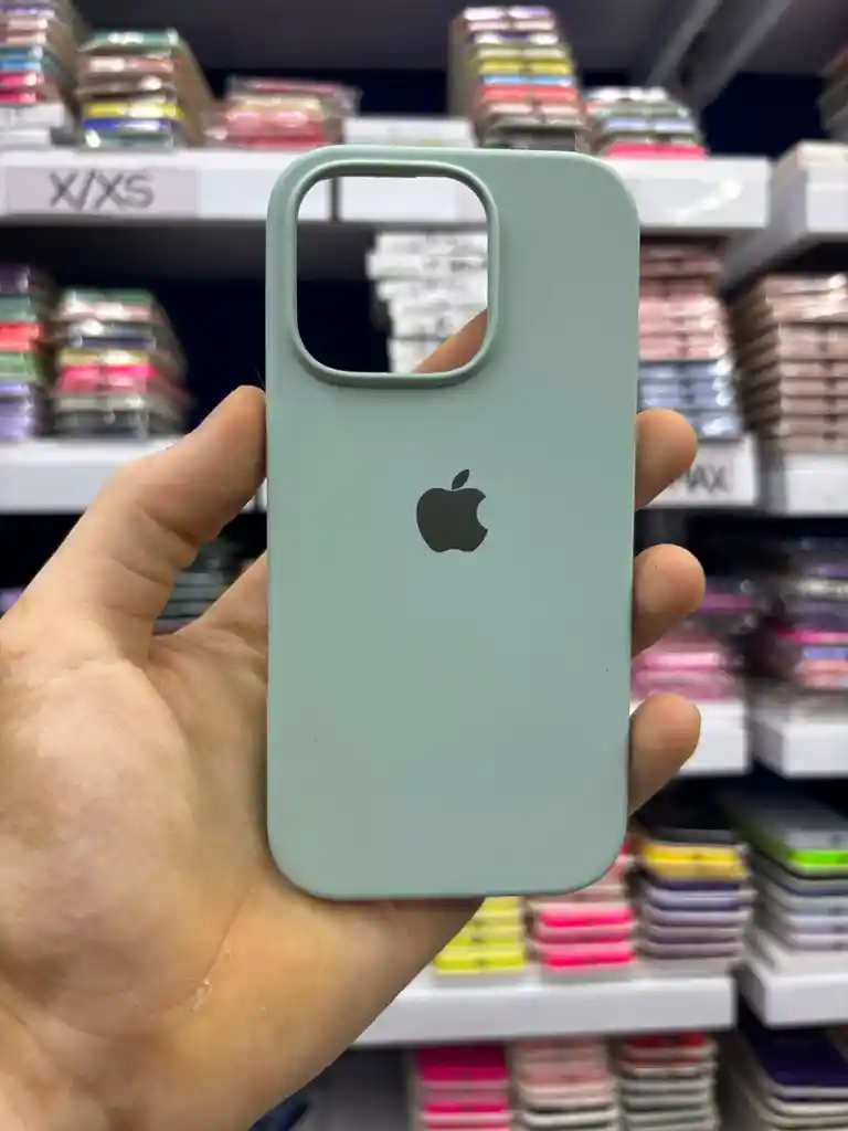 Iphone 15 | Color Menta Pastel Sobrio | Silicone Case | Rigido | Carcasa Protectora | Antihumedad