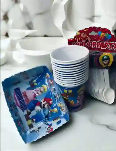 Set De Platos, Vasos Y Cucharas Con Diseño De Mario Bross Para Fiestas Y Piñatas