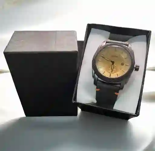 Reloj Replica Fosil Dorado Con Diseño Clasico Y Correa De Cuero Para Hombre Replica