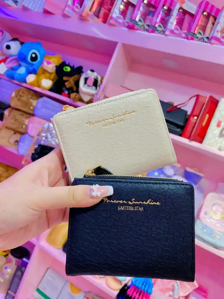 Mini Billetera Minimalista Con Textura ✨