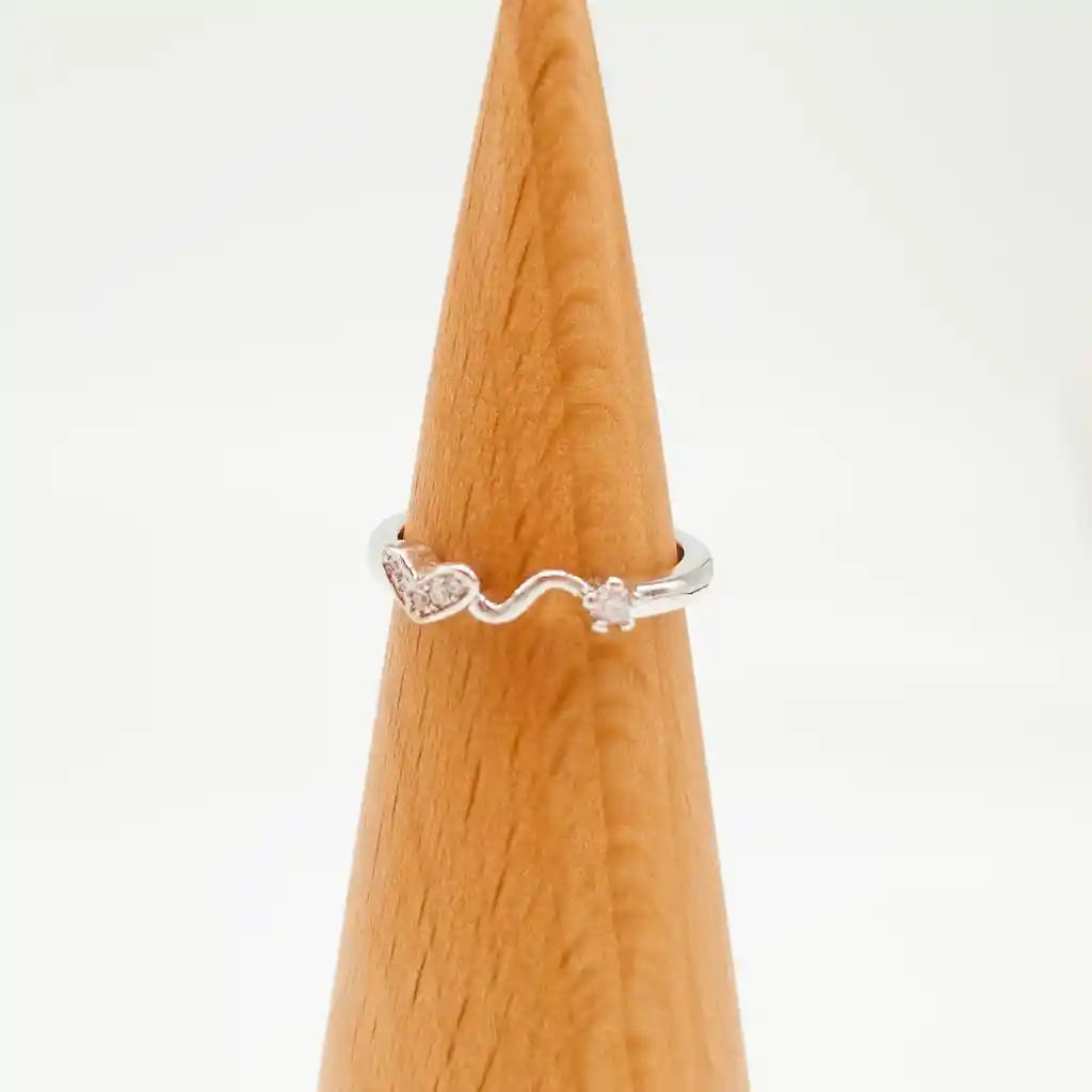 Anillo Corazon Y Estrella Plateado En Rodio