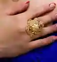 Anillo Maxi Flor Dorado Entrelazada En Rodio