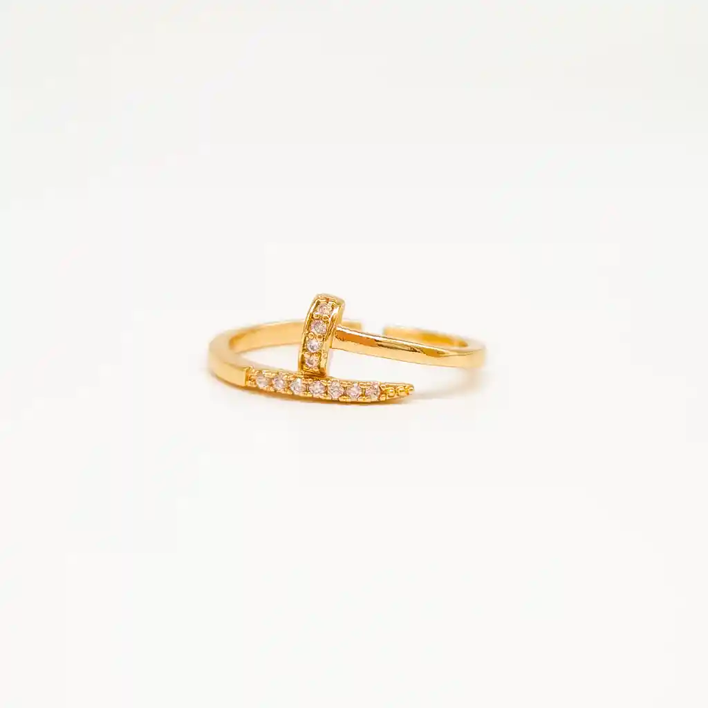 Anillo Clavo Cruzado